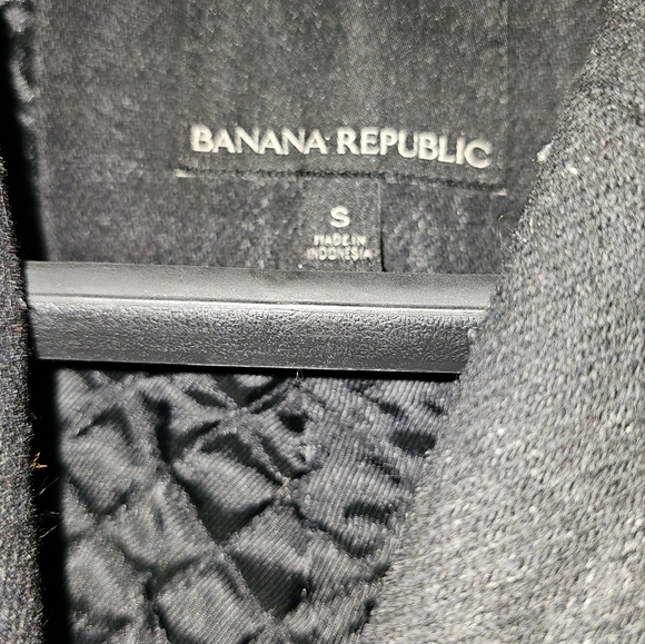 Banana Republic - Picture 3 of 7